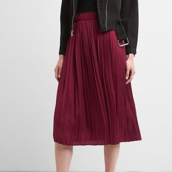 gap pleated midi skirt